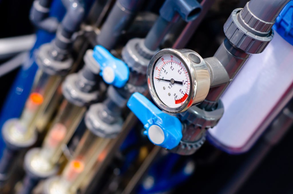 seattle heating cooling services by product lg Lynnwood - Seattle Heating & Cooling A close-up of an industrial pressure gauge attached to a system of pipes and valves, measuring pressure in a mechanical setup.